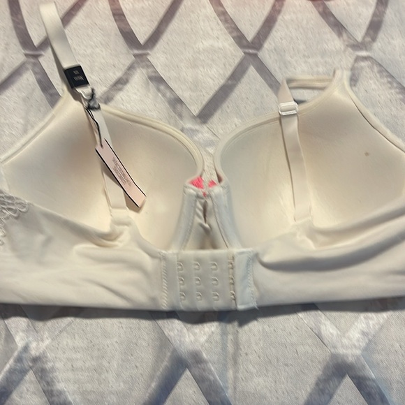 VS bra 36-DD brand new with tag - Picture 5 of 8